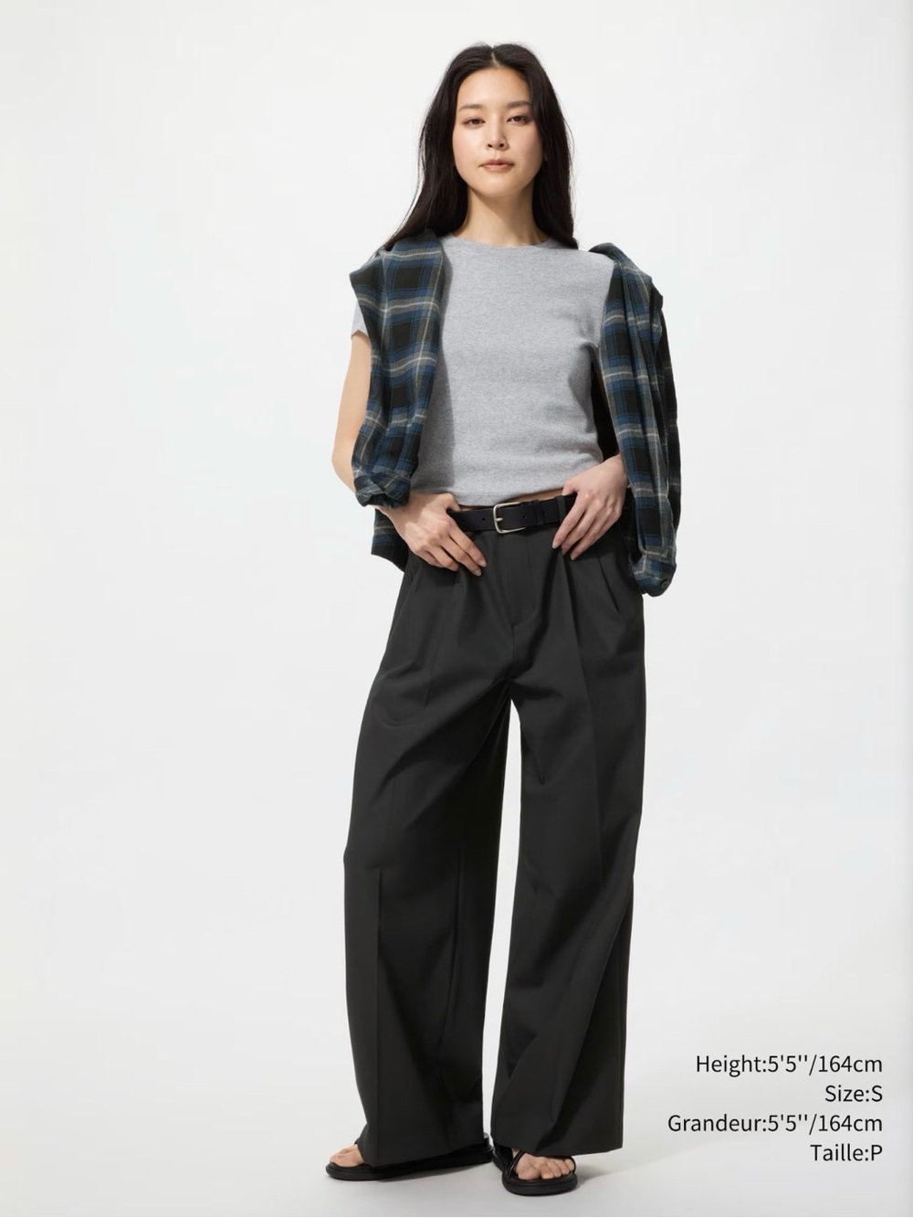 Uniqlo Wide-Leg Black Pleated Trousers